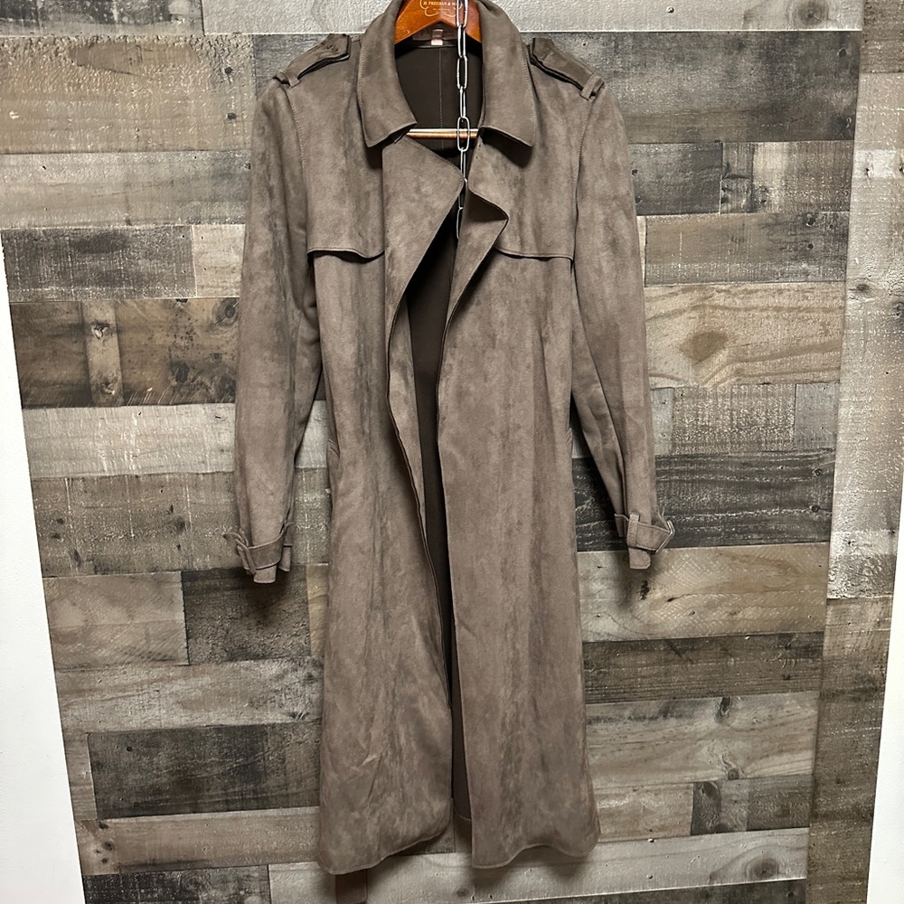 Philosophy women's leather coat! - Picture 7 of 9